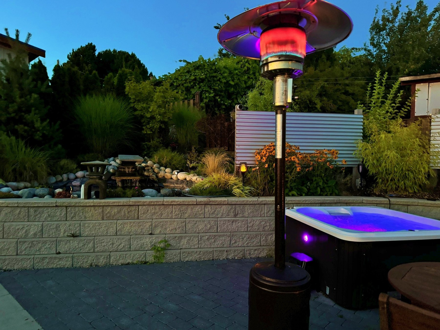 Hot tub with patio heater